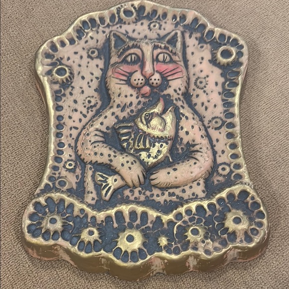 Barbara Sexton Other - Vintage Barbara Sexton terracotta plaque, smiling cat w/fish, 8.5x 6.25 inches
